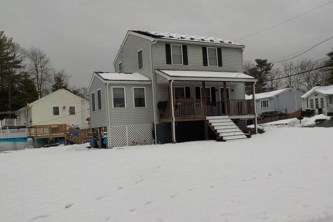 2nd image of 2 Len Rd
