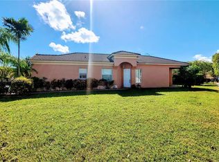 2326 NE 37th Rd, Homestead, FL 33033