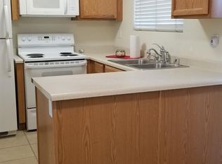 4875 E McKinley Ave UNIT 145, Fresno, CA
