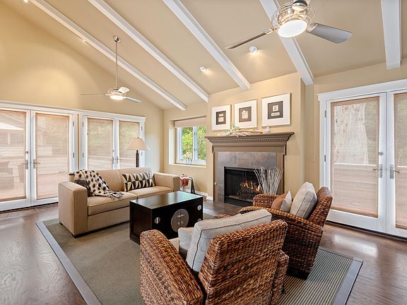 5th image of 2747 Miradero Dr