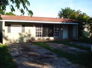 2321 Utopia Dr, Miramar, FL 33023