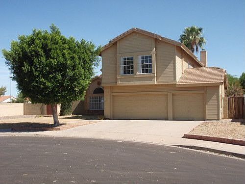 1st image of 5204 E Elmwood Cir