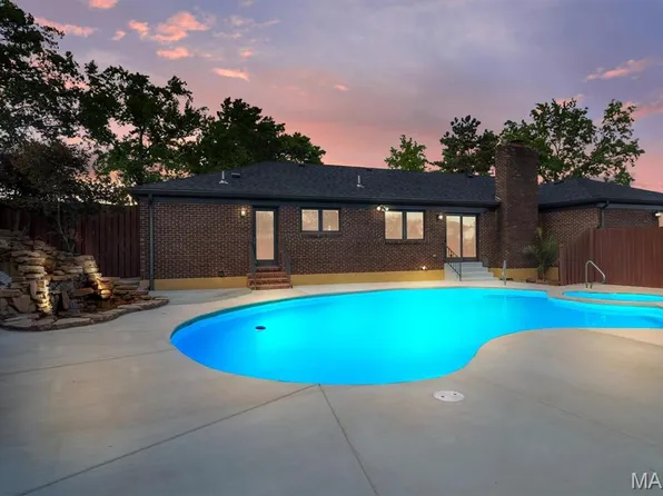 3436 Forest Dale Dr, Saint Louis, MO 63125