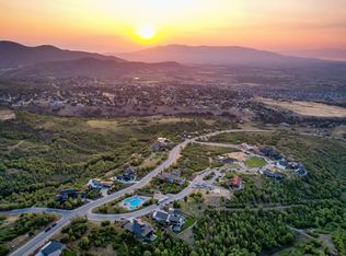 1082 S Loafer Dr, Salem, UT 84653