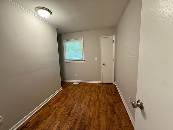 2nd image of 2776 North Ave