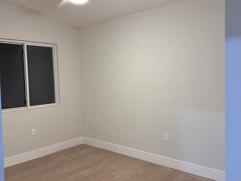 1591 Oleander Ave #1 — Photo 7