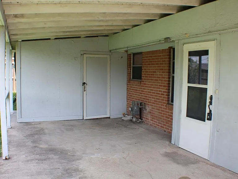 935 Creager St — Photo 21