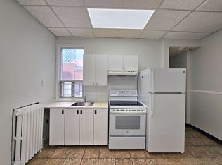 516 Yonge St #2, Toronto, ON M4Y 1X9