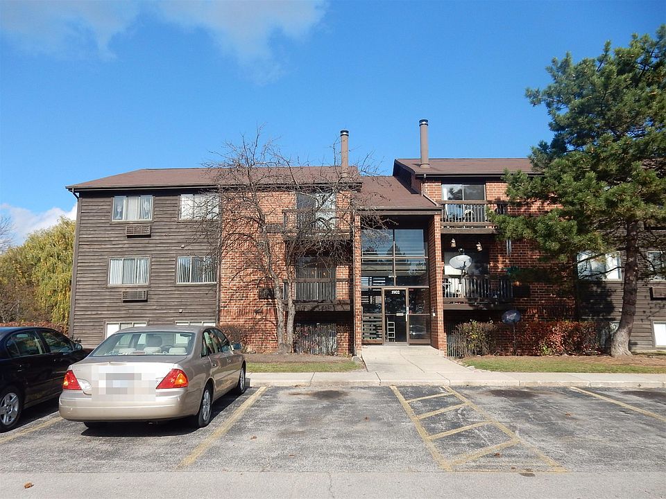 1st image of 1902 Country Dr APT 202