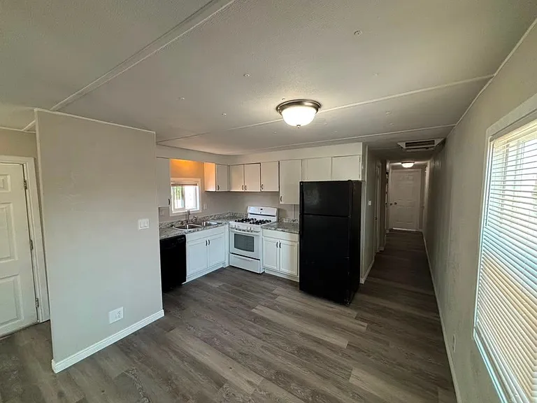1647 Puett Dr #1647 — Photo 4