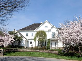 9933 Oaklyn Dr, Potomac, MD 20854