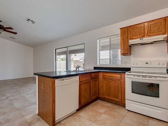 5th image of 13269 W Paradise Ln