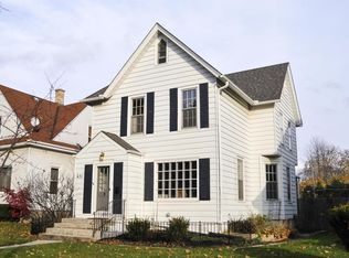 631 S 7th Ave, West Bend, WI 53095