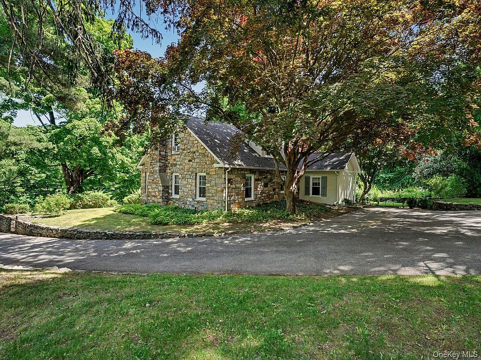 1st image of 729 Croton Falls Road