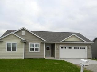 N9053 Papermaker Pass, MENASHA, WI 54952