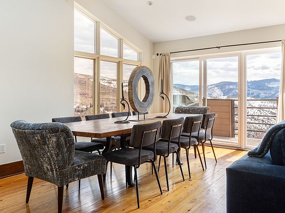 4th image of 3016 Wildridge Rd APT 2