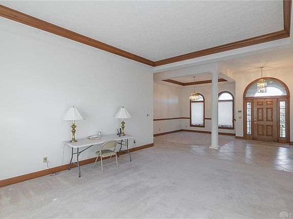 3rd image of 2220 Gordon Ct