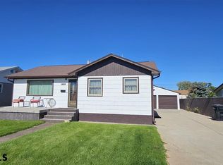 1013 W Overland Dr, Scottsbluff, NE 69361