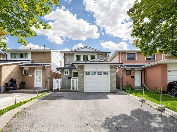 37 Woodsview Ave, Toronto, ON M9W 6B9
