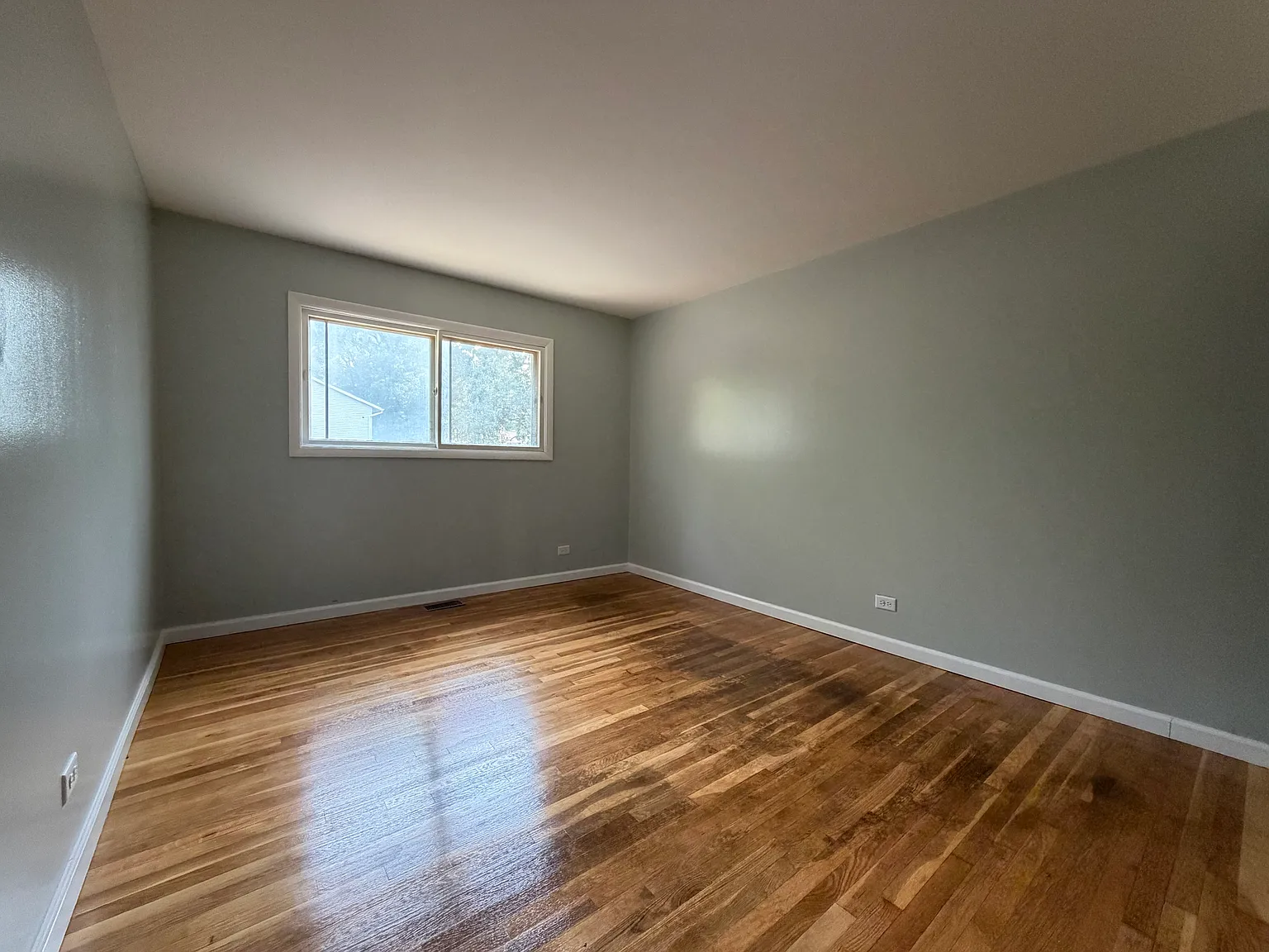 2 bed, 693 sqft, $2,150 — Photo 4