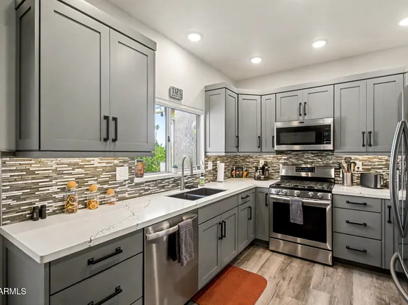 13624 W ANTELOPE Drive, Sun City West, AZ 85375
