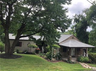 521 Begonia Ave, Pittsburgh, PA 15235