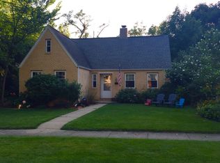1213 Leeper Ave, South Bend, IN 46617