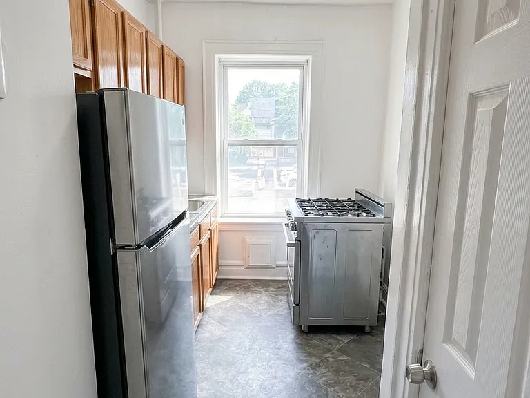 75 Grove St #N1 — Photo 1