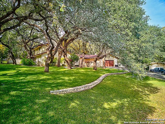 3rd image of 1105 Antler Dr