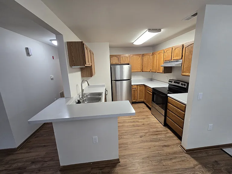 1001 Rockefeller Ln #2 — Photo 6