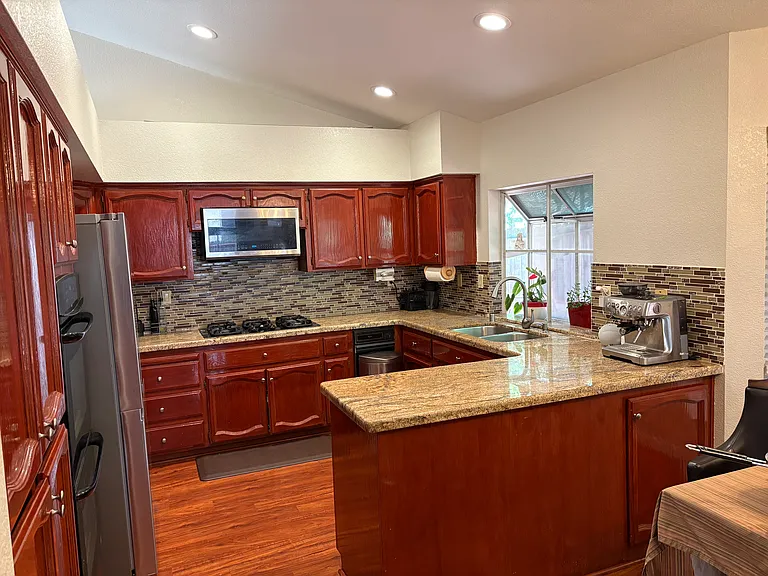 217 Orange Blossom Cir — Photo 4