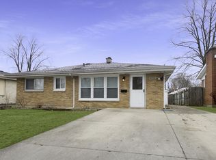 2109 Linden Ave, Waukegan, IL 60087