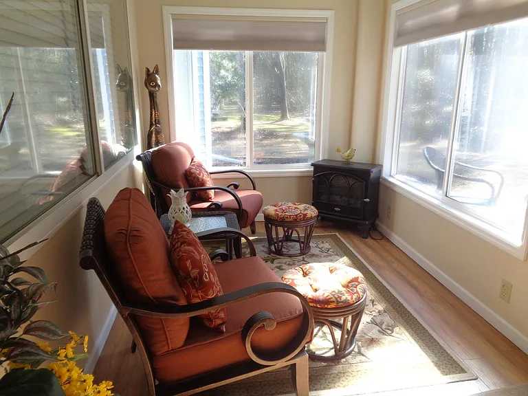 6 Coburn Ln — Photo 20