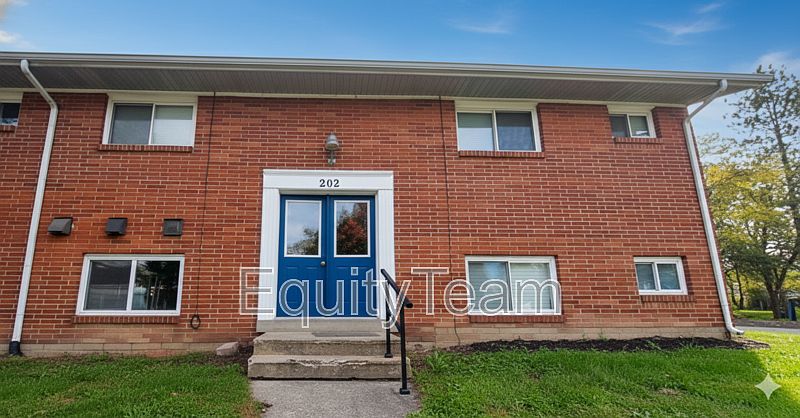 1st image of 202 N 10th St APT D