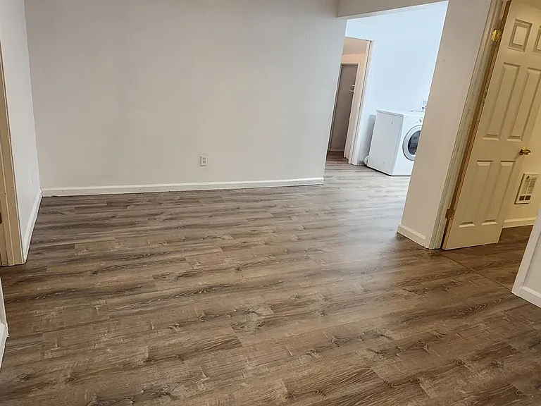 8532 SE Woodstock Blvd — Photo 8