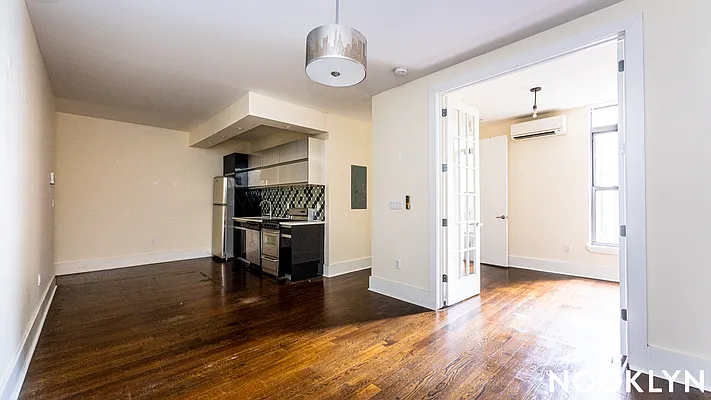 Rented by Nooklyn NYC LLC | media 19