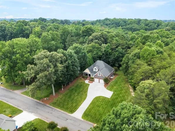 100 Jason Dr, Kings Mountain, NC 28086