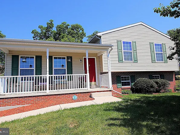 16903 Hampshire Dr, Williamsport, MD 21795