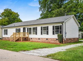 104 S Washington St, Pikeville, NC 27863