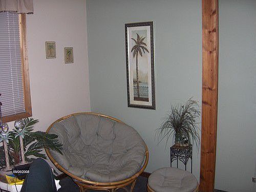 Second reception area for Salon, massage, and nails.