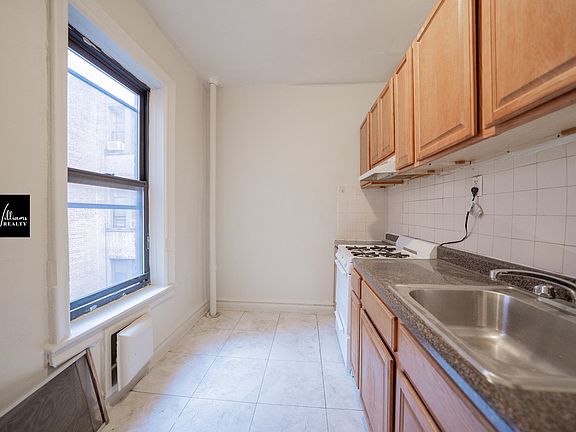 2nd image of 214 Sullivan Pl #C11