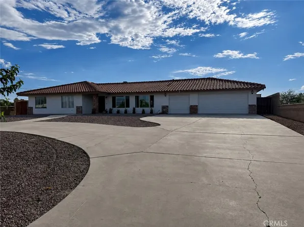 18266 Manzanita St, Hesperia, CA 92345
