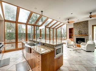 2 Branch Bend Cir, Houston, TX 77024