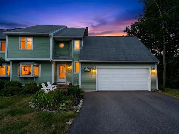 9 Riverview Dr #1, York, ME 03909