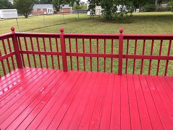 5th image of 2908 Poplar Cir