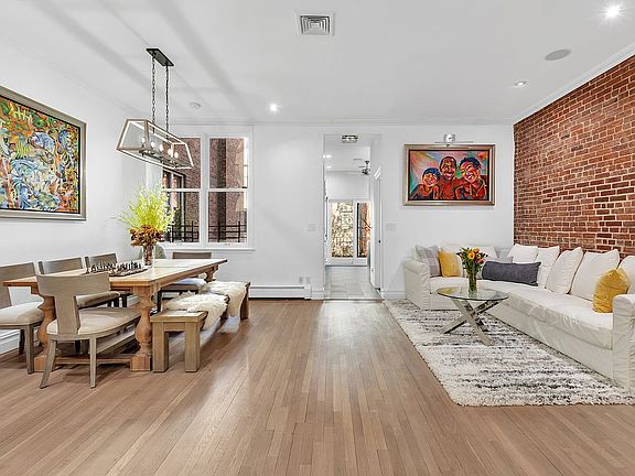 2nd image of 157 W 74th St APT 1R