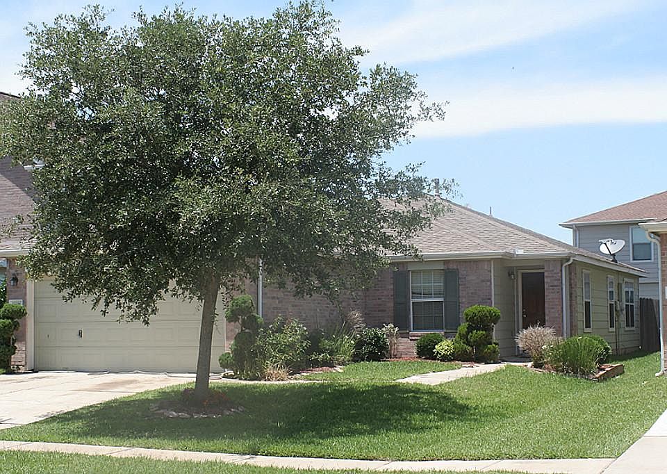 1st image of 18206 Fair Grange Ln