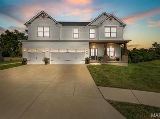 1800 Valley View Cir, Festus, MO 63028