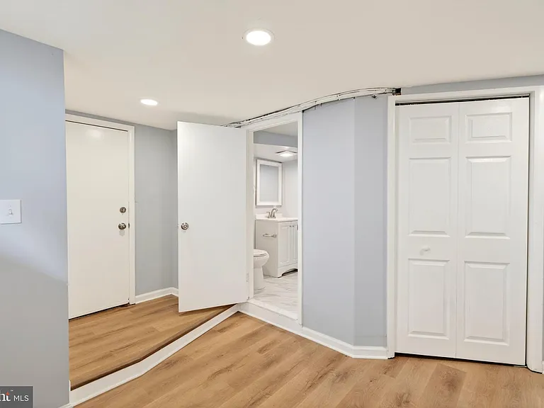 29 W Elm Ave — Photo 14