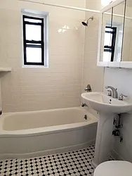 Rented by Hillel Realty Group